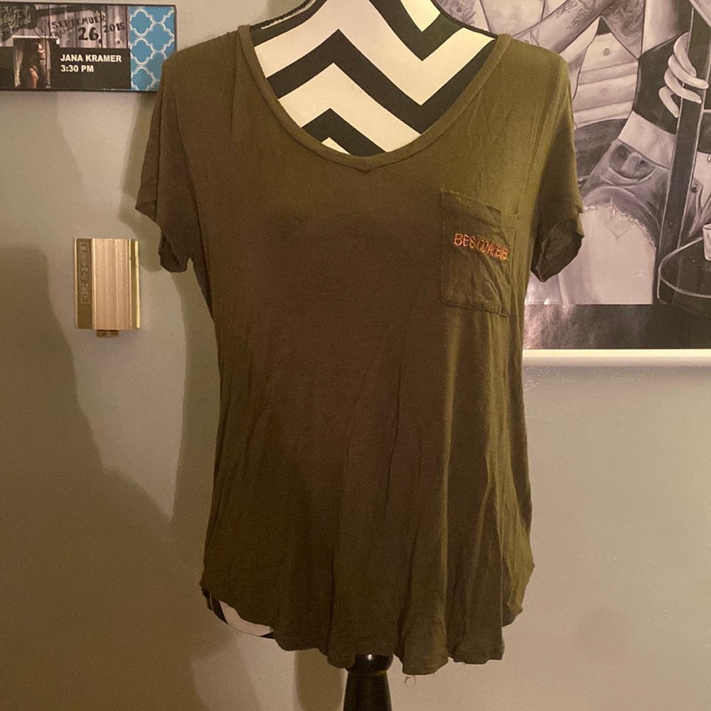 Vneck tee